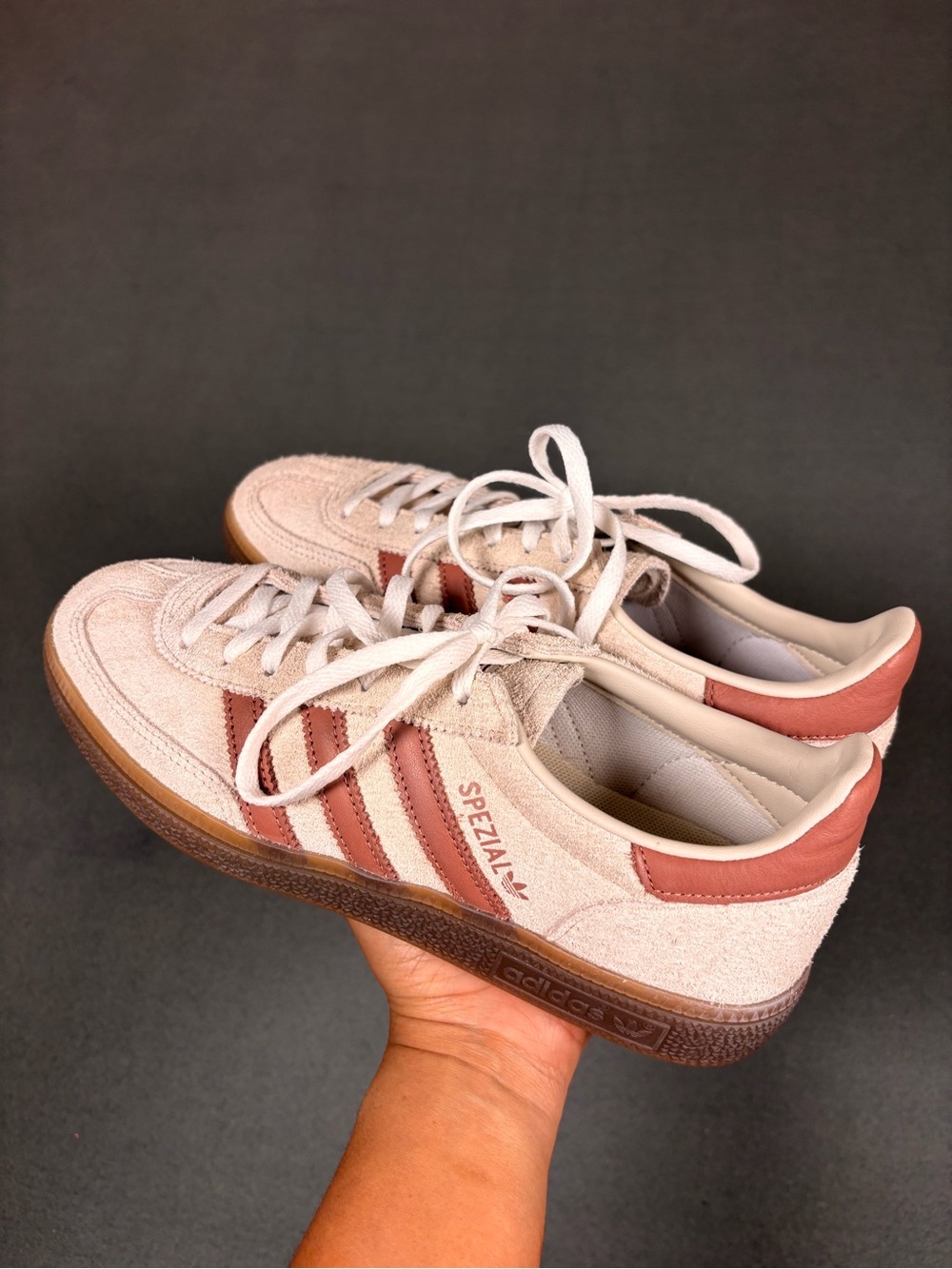 Adidas Handball Spezial Alumina/ Warm Clay Women’s Shoes Size 6 - Picture 2 of 9